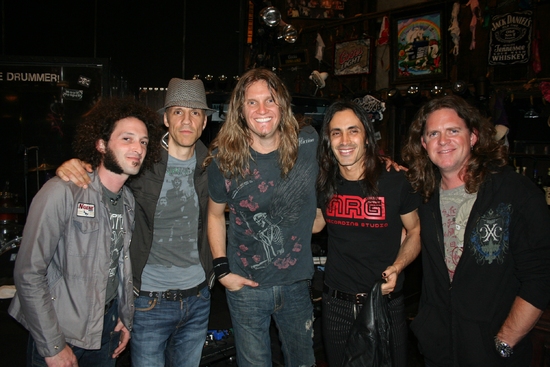 Joel Hoekstra in the center and EXTREME Photo